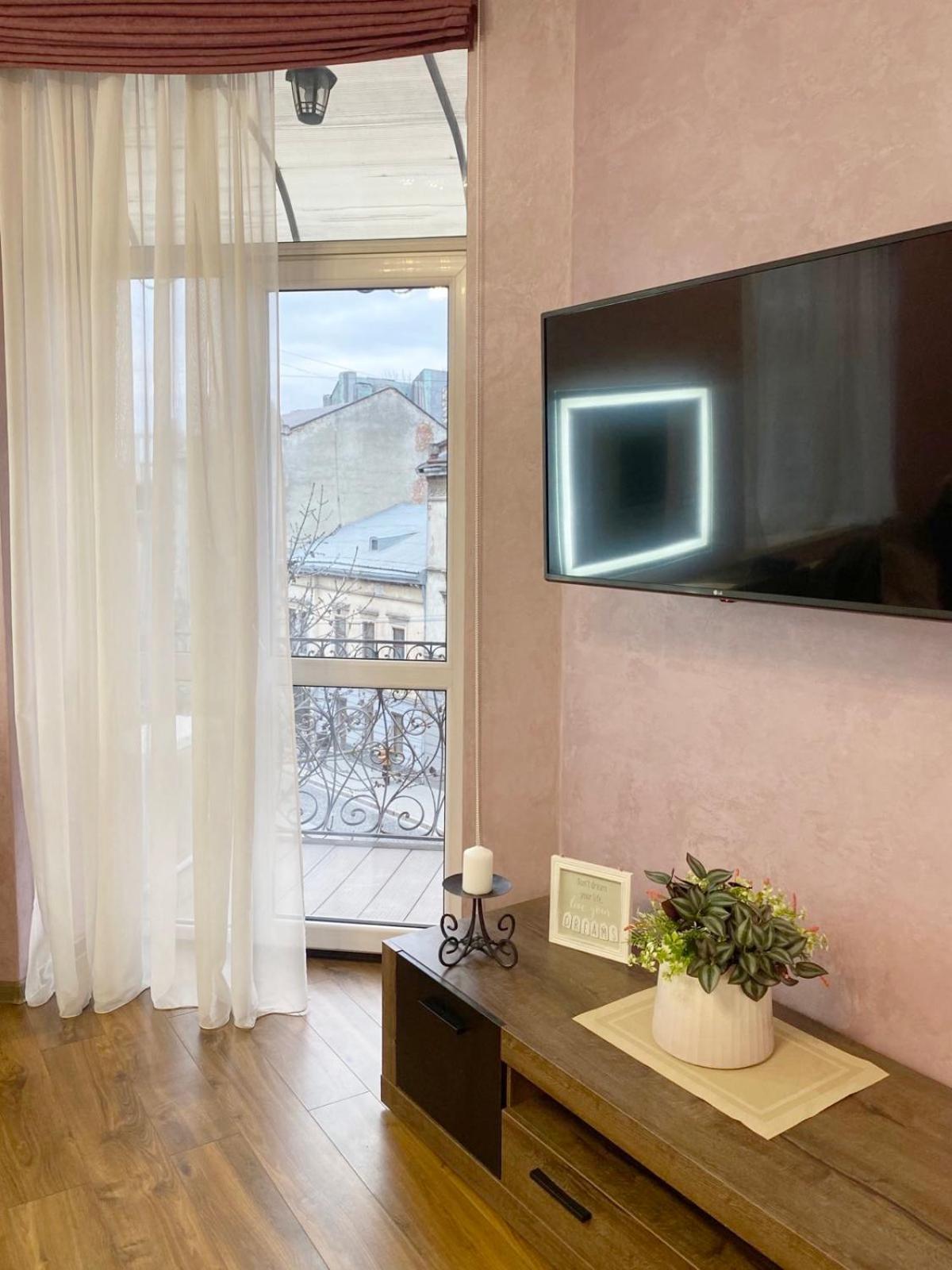 Apartment Жд Вокзал, Центр Leópolis Exterior foto